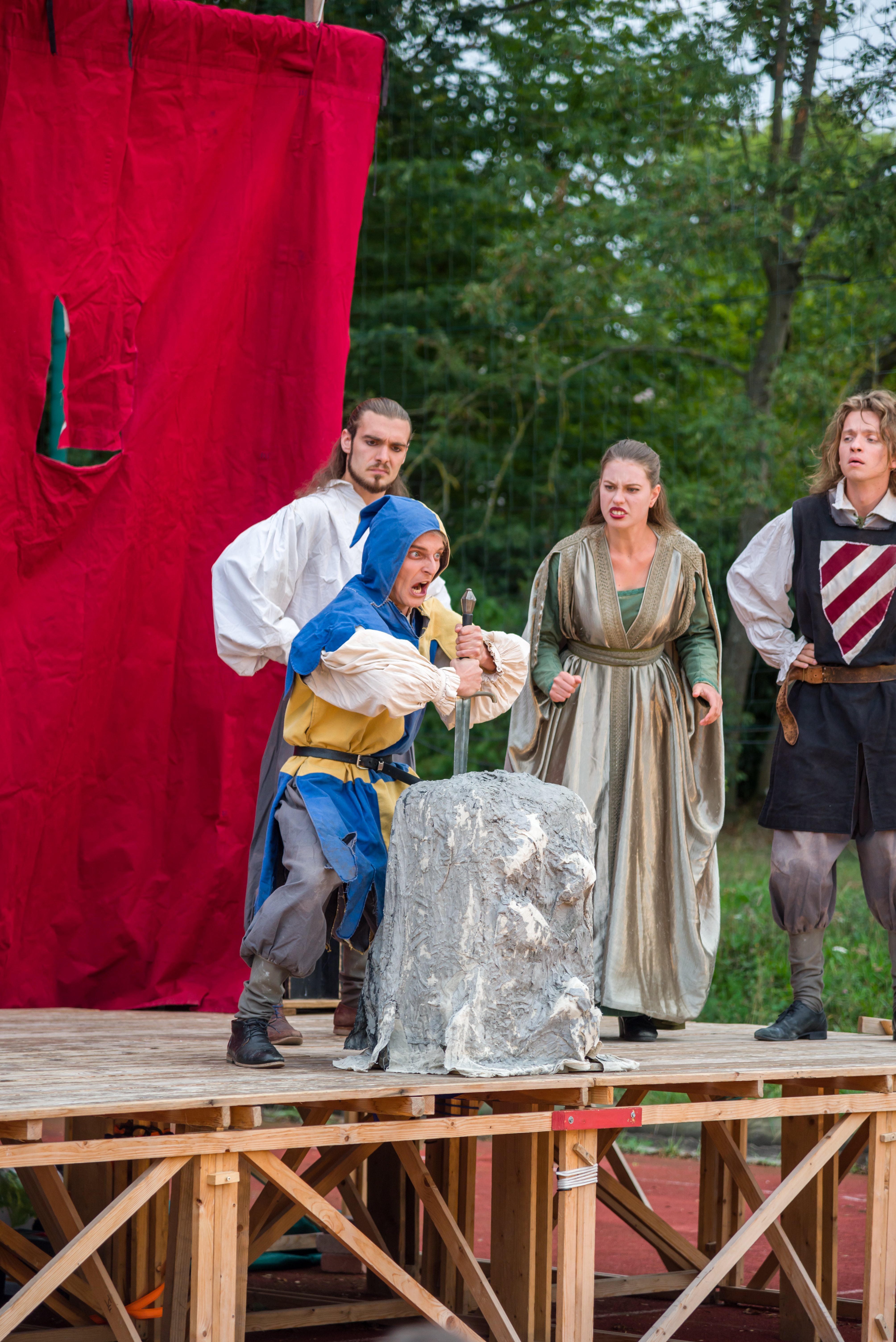 La Legende du Roi Arthur/Plaisirs_d'Eté_-_La_Légende_du_Roi_Arthur_(AIDAS)(8)-67dd335263d193.98708707.jpg